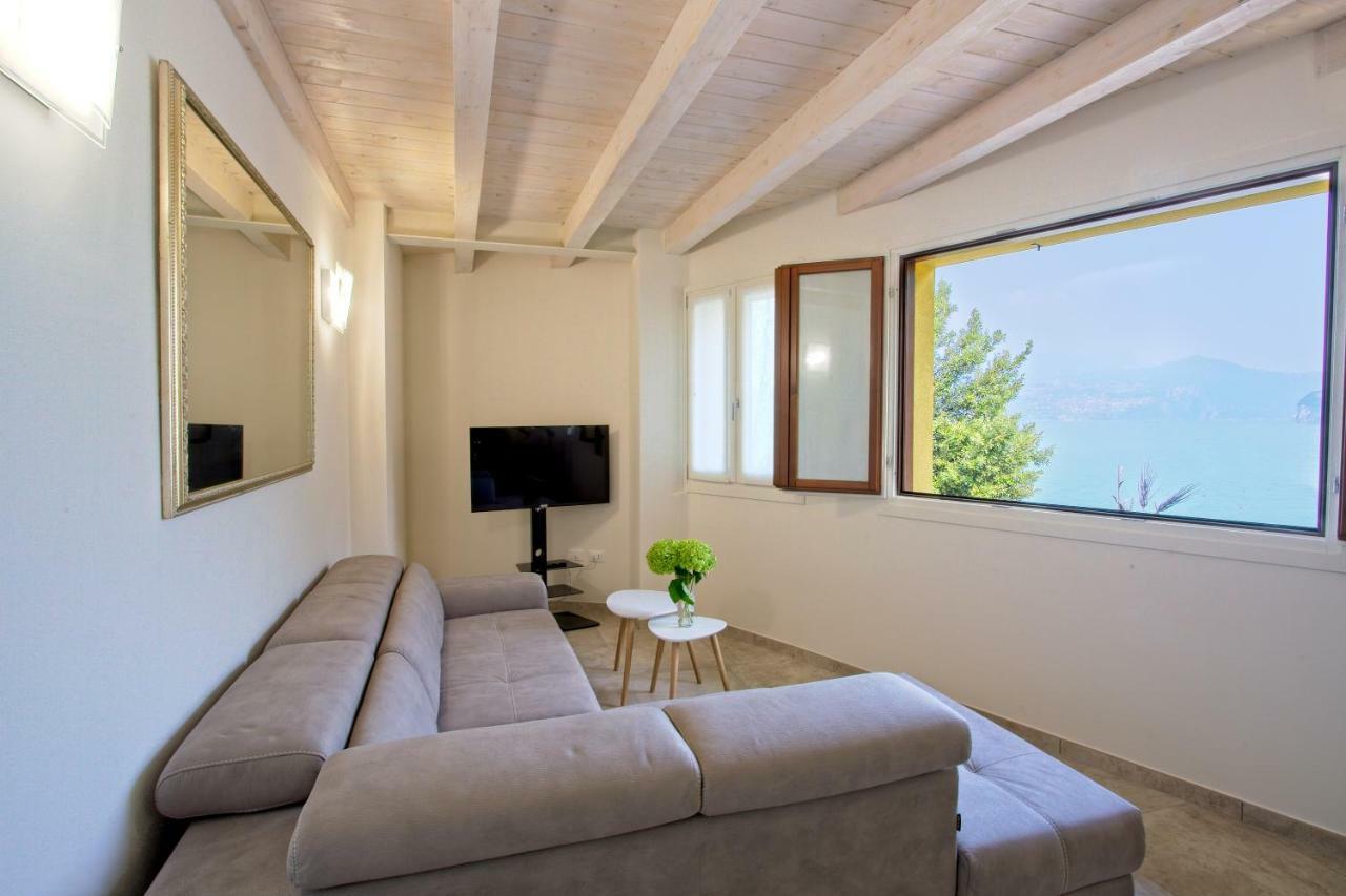 Casa Vacanze Marconi 22 Marone Exteriör bild
