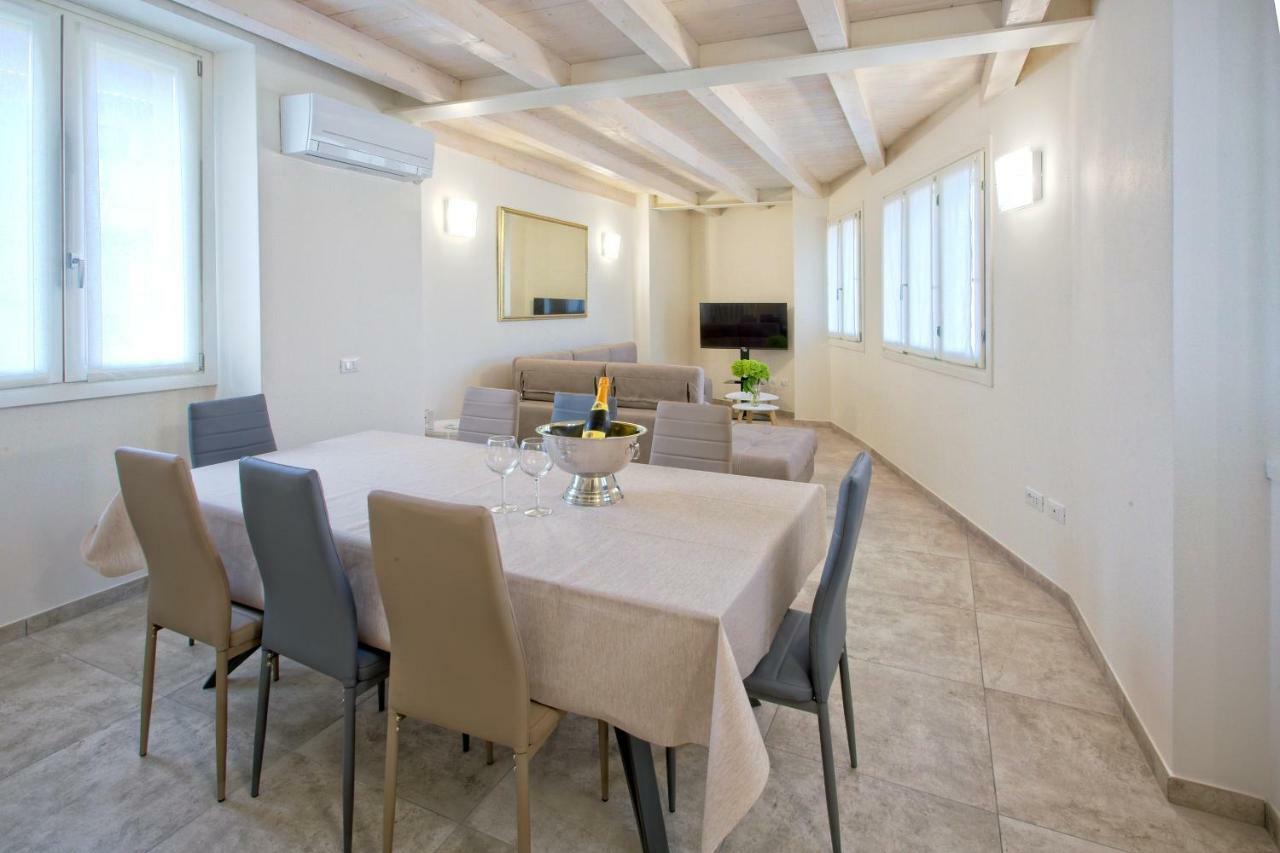 Casa Vacanze Marconi 22 Marone Exteriör bild