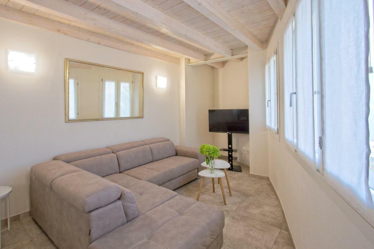 Casa Vacanze Marconi 22 Marone Exteriör bild